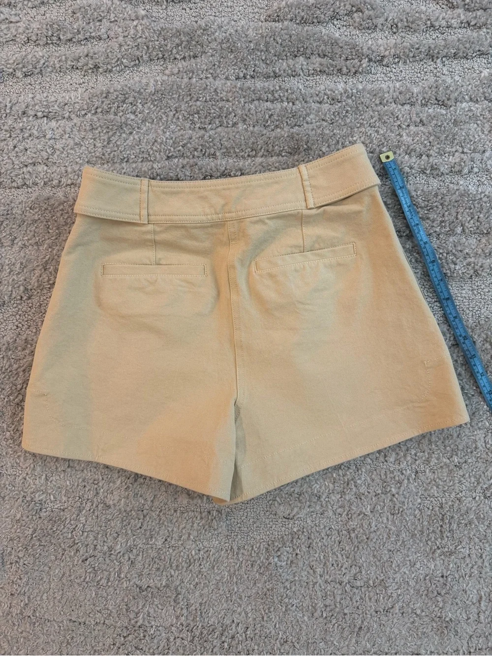 EUC Size 8 Derek Lam 10 Crosby Mika Snap Shorts in Khaki - Picture 4 of 7